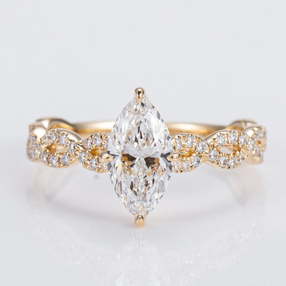 Allure Twisted Pavé - Marquise Centre